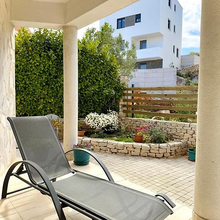 Apartments Elvira Драге Екстер'єр фото