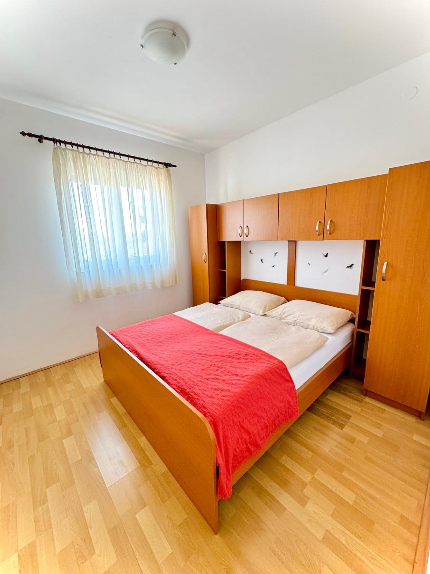 Apartments Elvira Драге Екстер'єр фото